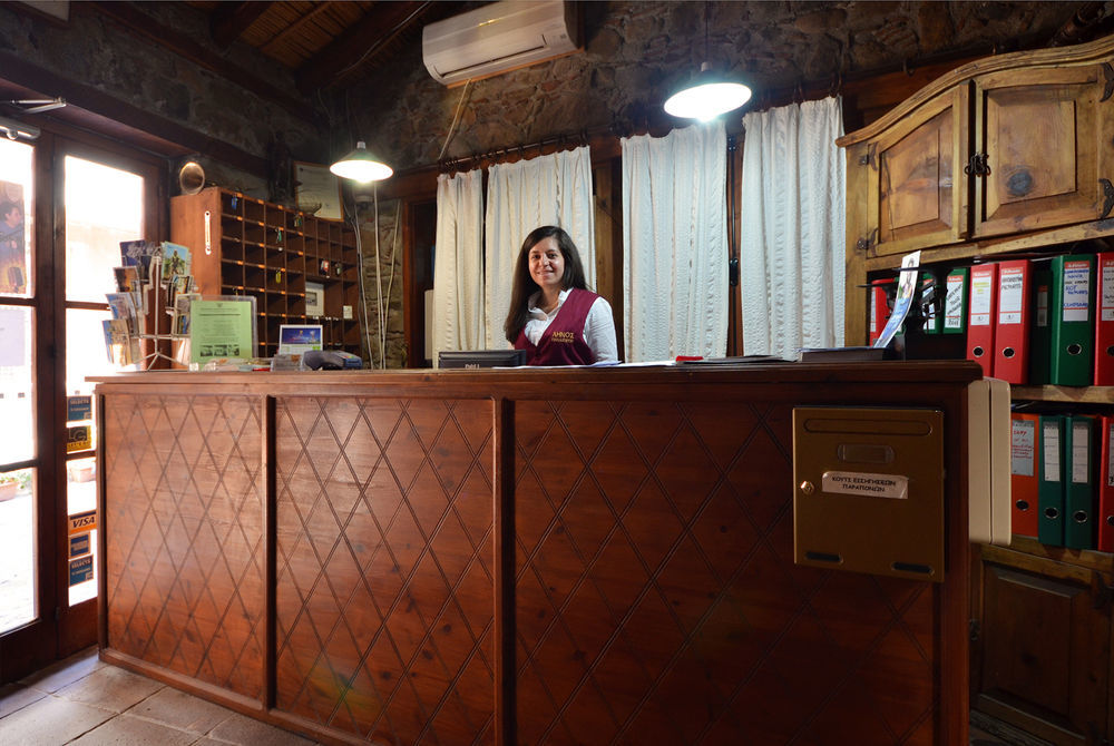 Linos Inn كاكوبرتريا المظهر الخارجي الصورة