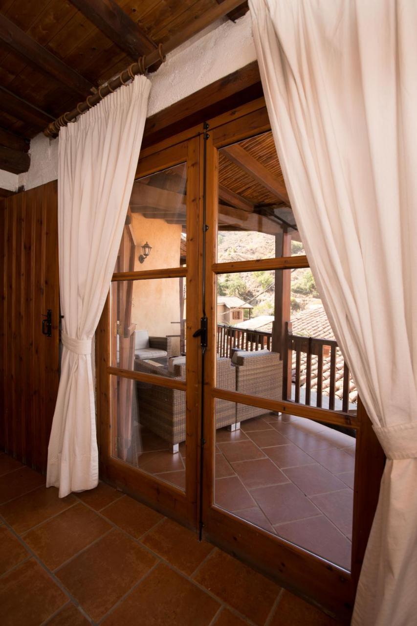 Linos Inn كاكوبرتريا المظهر الخارجي الصورة